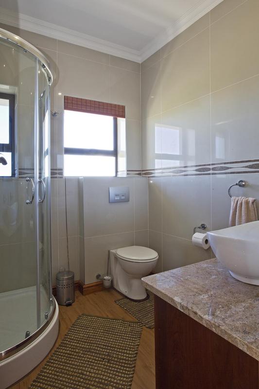 5 Bedroom Property for Sale in Blueberry Hill Western Cape